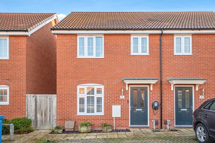 3 Bedroom Semi Detached House For Sale In Felchurch Road, Sproughton, Ipswich, IP8