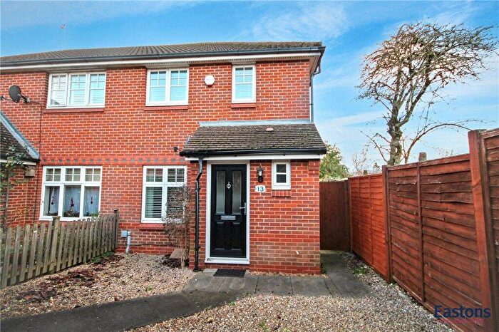 2 Bedroom End Of Terrace House To Rent In Norman Close, Epsom, Surrey, KT18