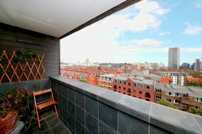 3 Bedroom Flat To Rent In Hide Tower, Regency Street, Westminster, London, SW1P