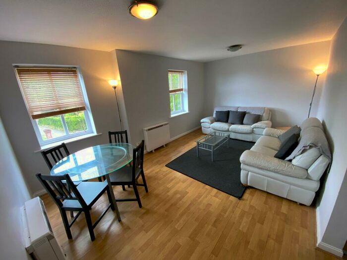 2 Bedroom Apartment To Rent In Upper Parliament St, L8