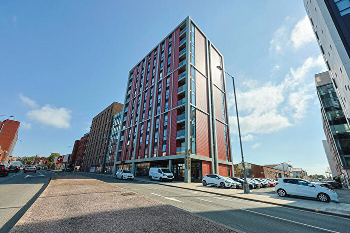 2 Bedroom Apartment For Sale In The Summit, Liverpool Baltic Triangle, L8