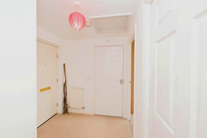 1 Bedroom Flat For Sale In Highbridge Street, Waltham Abbey, EN9