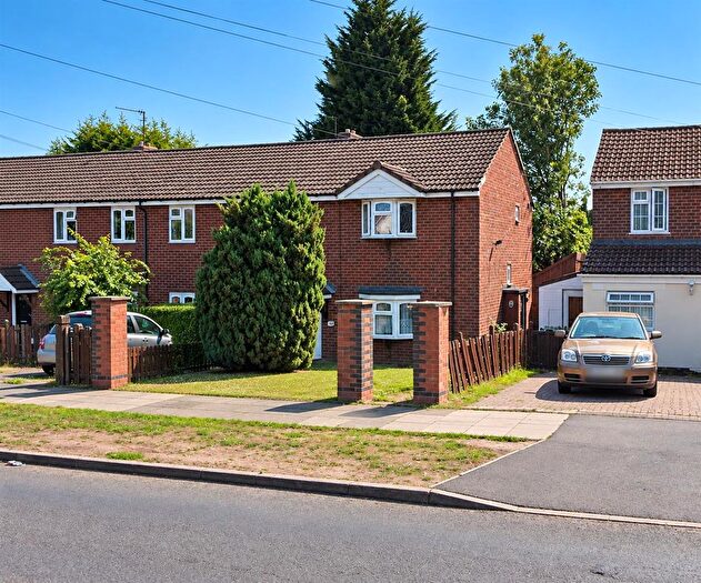 3 Bedroom Flat To Rent In Greenside Way, Walsall, WS5