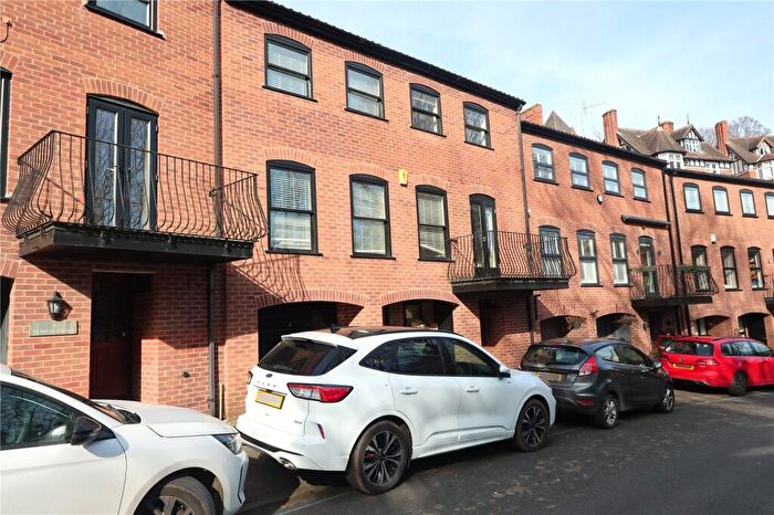 7 Bedroom Terraced House For Sale In Tennis Drive, Nottingham, Nottinghamshire, NG7