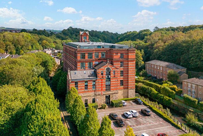 2 Bedroom Apartment For Sale In Brook Mill, Threadfold Way, Bolton, BL7