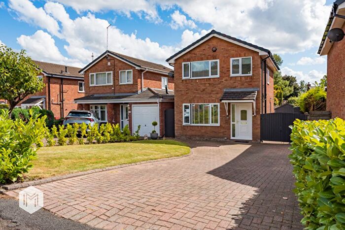 3 Bedroom Detached House For Sale In Tetbury Drive, Bolton, Greater Manchester, BL2