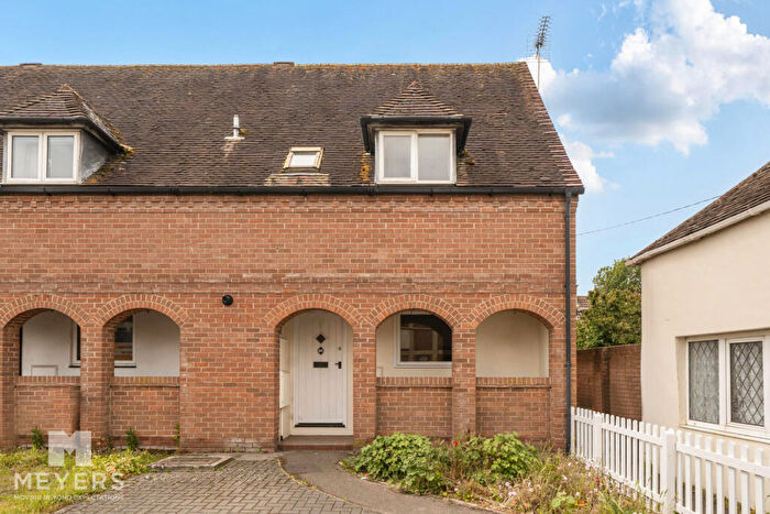 3 Bedroom End Of Terrace House For Sale In High Street, Wareham, BH20