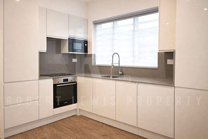 2 Bedroom Flat To Rent In Guilford Street, London, WC1N