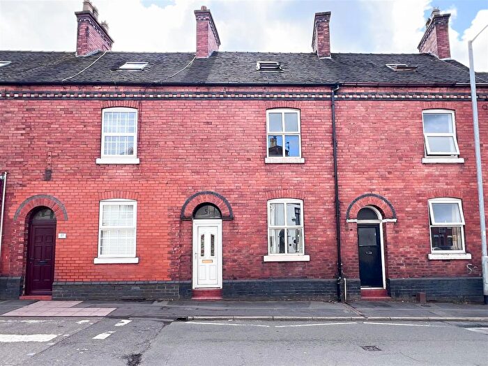2 Bedroom Terraced House To Rent In West Street, Leek, ST13