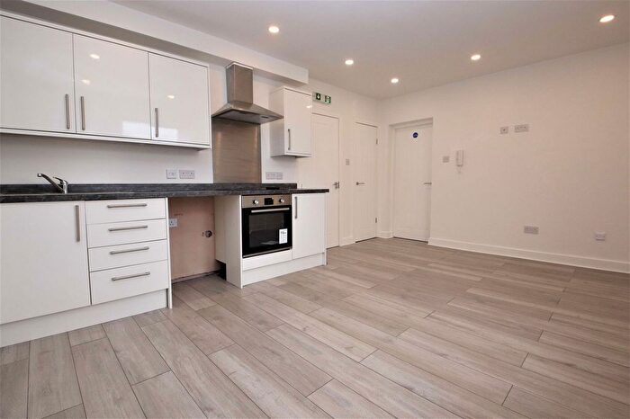 1 Bedroom Flat To Rent In Wash Lane, Bury, BL9