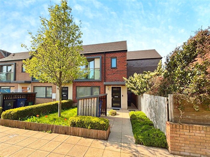 1 Bedroom End Of Terrace House To Rent In Farrier Close, Doncaster, South Yorkshire, DN1