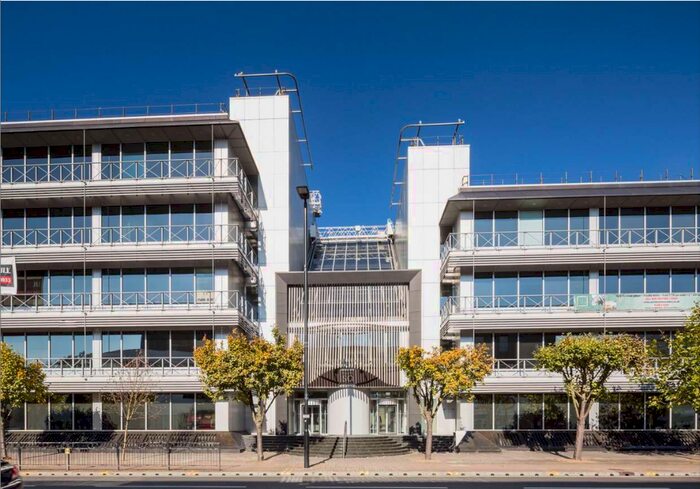 1 Bedroom Flat To Rent In - Staines Road, London, TW3