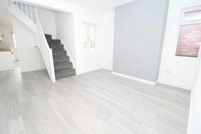 3 Bedroom Property To Rent In Yorke Street, Mansfield Woodhouse, NG19