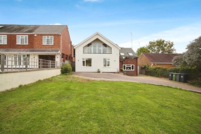 5 Bedroom Detached House For Sale In Crick Road, Rugby, CV21