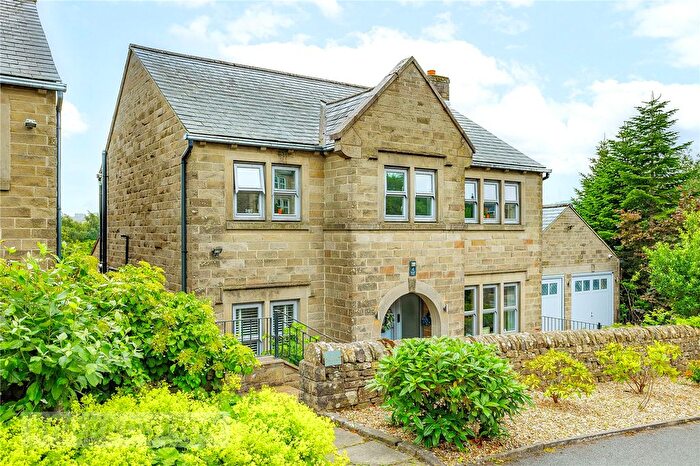 4 Bedroom Detached House For Sale In Range Lane, Denshaw, Saddleworth, OL3