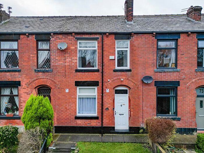 2 Bedroom Terraced House For Sale In Belfield Lane, Rochdale, OL16