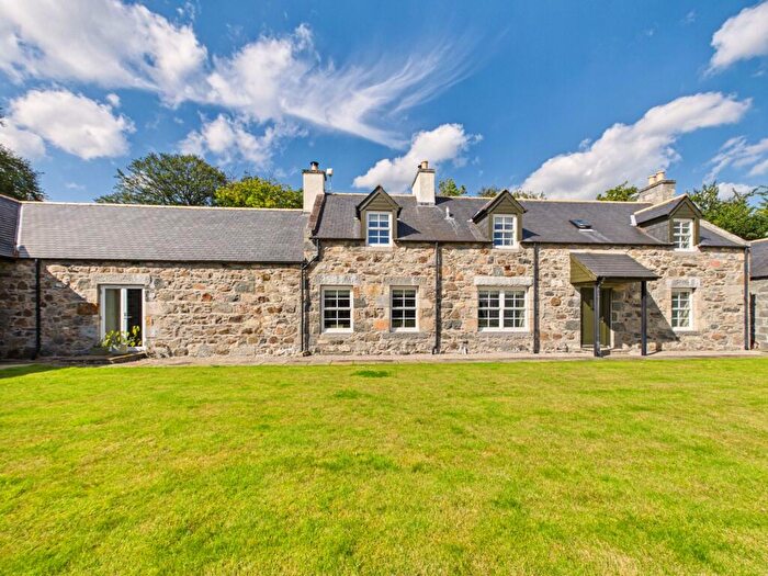 4 Bedroom Detached House For Sale In Breda Home Farm, Alford, AB33