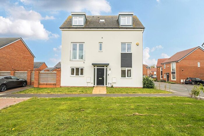 5 Bedroom Detached House For Sale In Goodenough Drive, Wantage, OX12