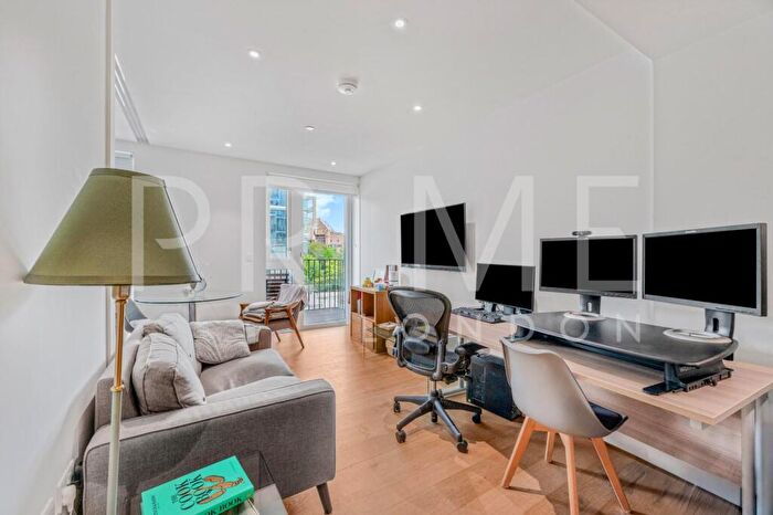 Apartment For Sale In Ariel House, Vaughan Way, London Dock, E1W