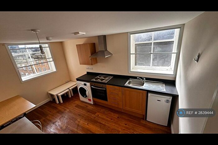 1 Bedroom Flat To Rent In Cheapside Chambers, Bradford, BD1
