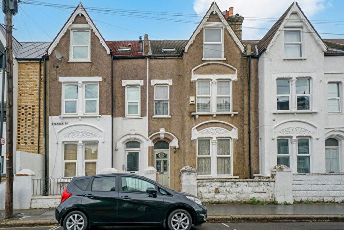 1 Bedroom Flat For Sale In Stanger Road, London, SE25