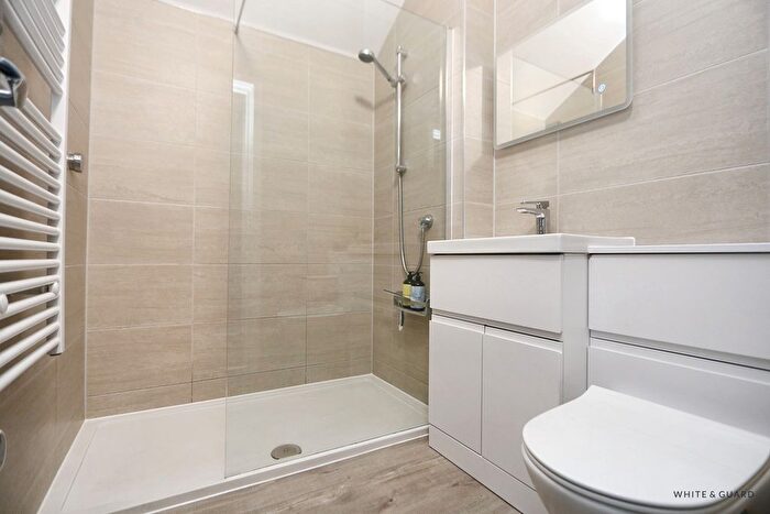 2 Bedroom Flat To Rent In Bishops Waltham, Southampton, SO32