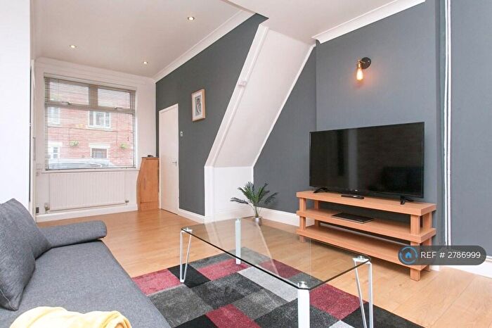 2 Bedroom Terraced House To Rent In Stoke-On-Trent, Stoke-On-Trent, ST1