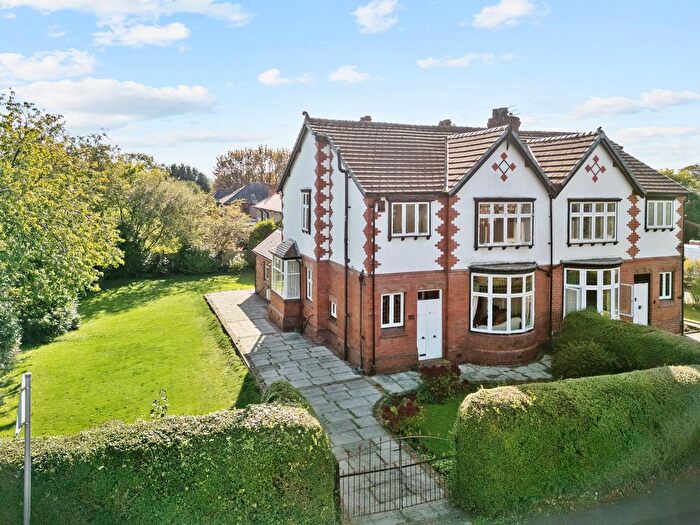 3 Bedroom Semi-Detached House For Sale In Liverpool Road, Great Sankey, WA5
