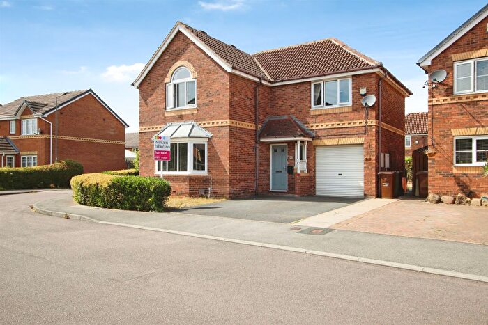4 Bedroom Detached House For Sale In Marsh Road, Castleford, WF10