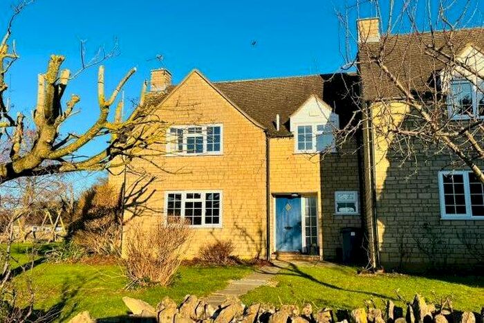 4 Bedroom Property To Rent In Willersey, Broadway, WR12