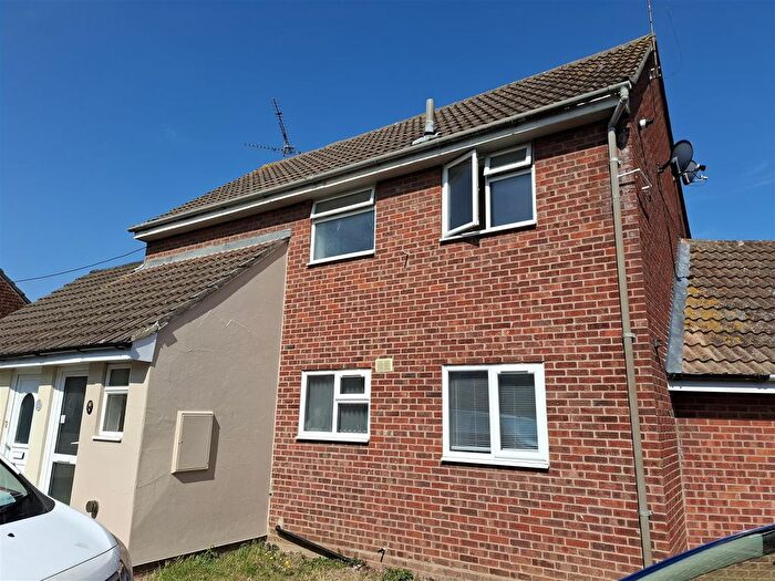 2 Bedroom Maisonette To Rent In Bluebell Avenue, Clacton-On-Sea, CO16