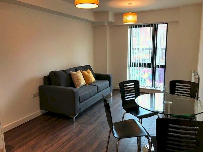 1 Bedroom Apartment To Rent In Drapery House, Fabrick Square, B12