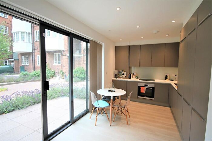 1 Bedroom Flat To Rent In Crouch End Hill, London, Crouch End, N8