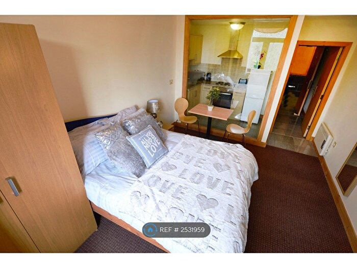 Studio To Rent In Legrams Mill Residence, Bradford, BD7