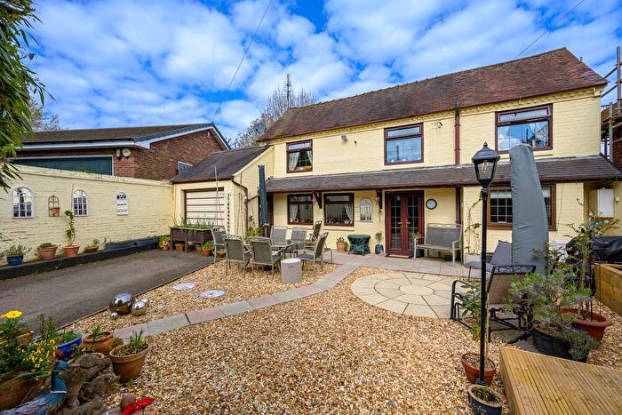 3 Bedroom Detached House For Sale In High Street, Edgmond, TF10