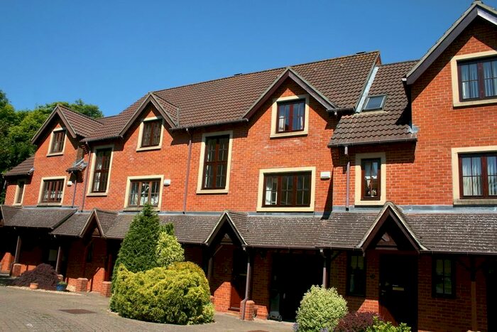 2 Bedroom Town House To Rent In Salisbury - Tower Mews, SP1