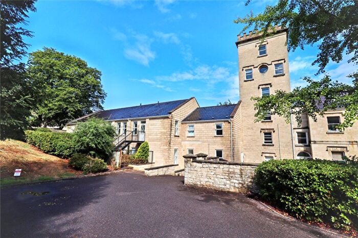 2 Bedroom Flat For Sale In The Moorlands, Englishcombe Lane, Bath, BA2