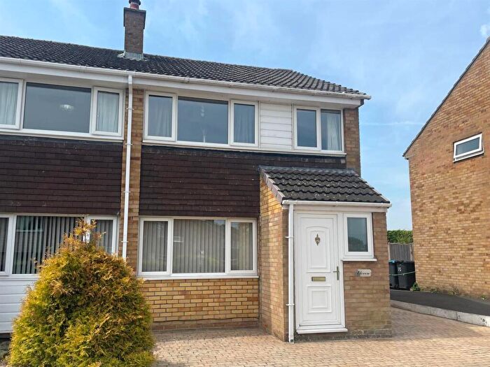 3 Bedroom Semi-Detached House For Sale In Chantry Road, Northallerton, DL7