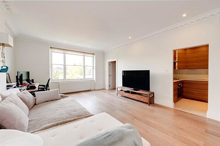 1 Bedroom Flat For Sale In Belsize Park, Belsize Park, NW3