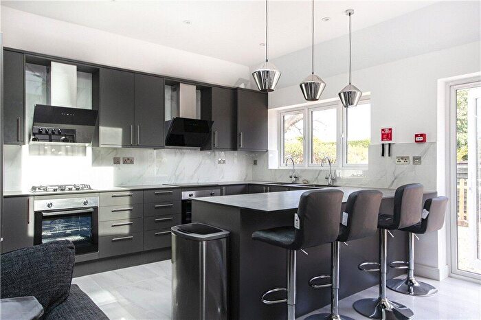 6 Bedroom Semi-Detached House To Rent In Elmside, Guildford, Surrey, GU2