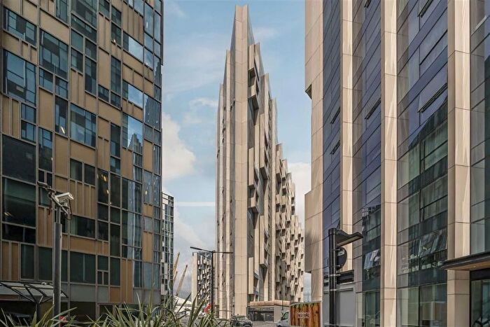 2 Bedroom Flat To Rent In Cutter Lane, Greenwich, SE10