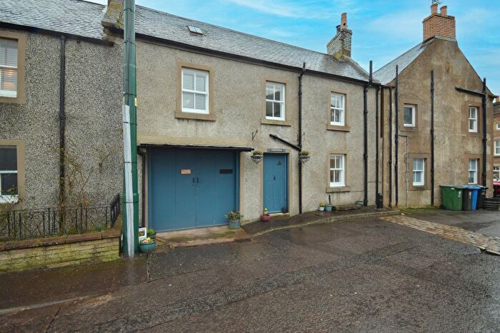 3 Bedroom End Of Terrace House For Sale In Thorntree Square, Dunning, Perth, PH2