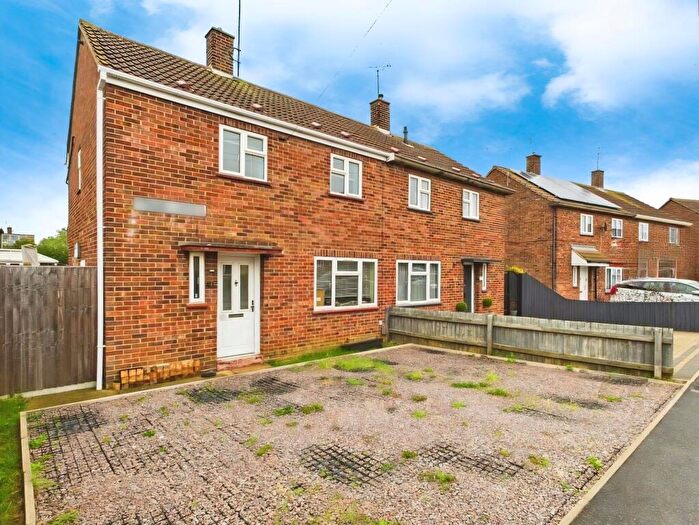 2 Bedroom Semi Detached House For Sale In Conway Avenue, Peterborough, PE4