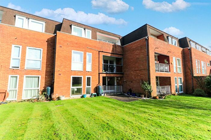 2 Bedroom Flat For Sale In William Covell Close, Enfield, Middlesex, EN2
