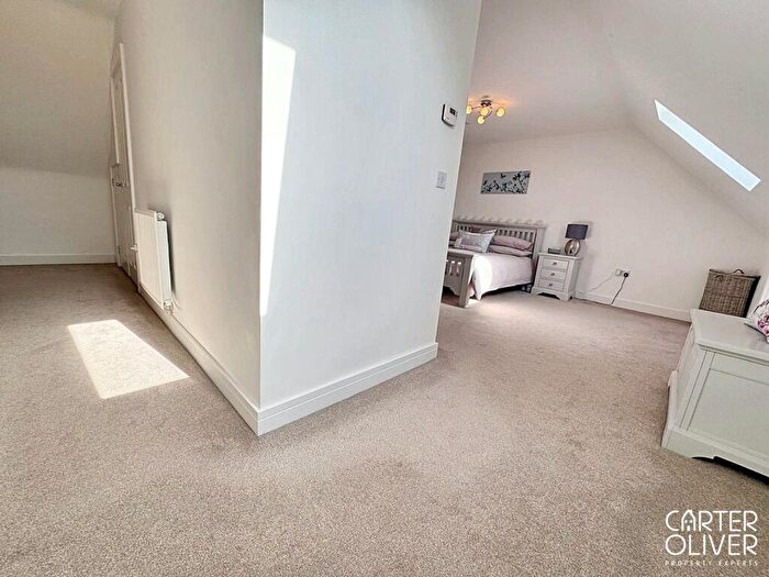 5 Bedroom Detached House For Sale In Leaders Way, Lutterworth, LE17