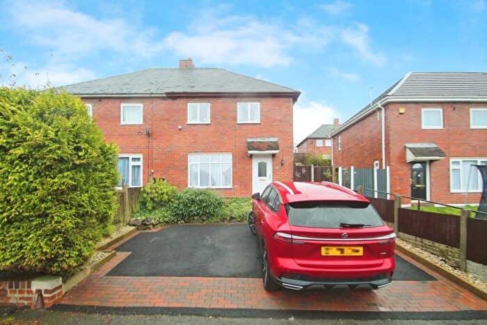 3 Bedroom Semi-Detached House For Sale In Lane Farm Grove, Sneyd Green, Stoke-on-Trent, ST1