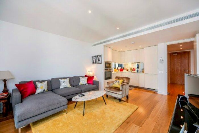 2 Bedroom Flat To Rent In Eastfields Avenue, Wandsworth, SW18