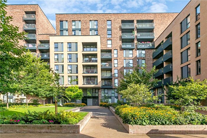 3 Bedroom Flat To Rent In Wimbledon Grounds, London, SW17