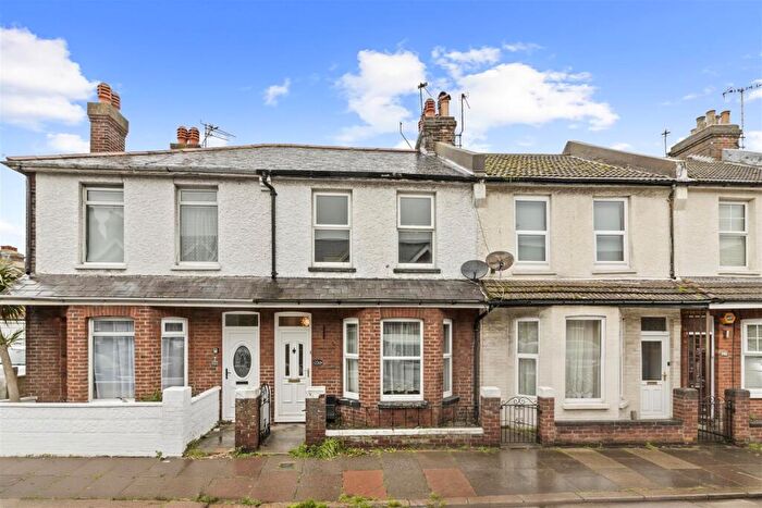 3 Bedroom Terraced House For Sale In Avondale Road, Eastbourne, BN22