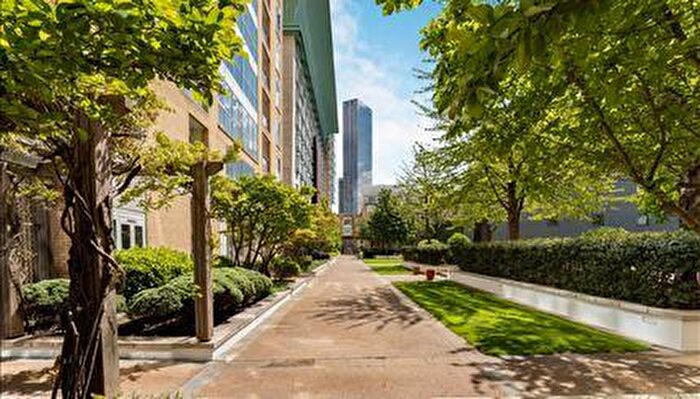 2 Bedroom Apartment To Rent In Westferry Circus, Canary Wharf, E14